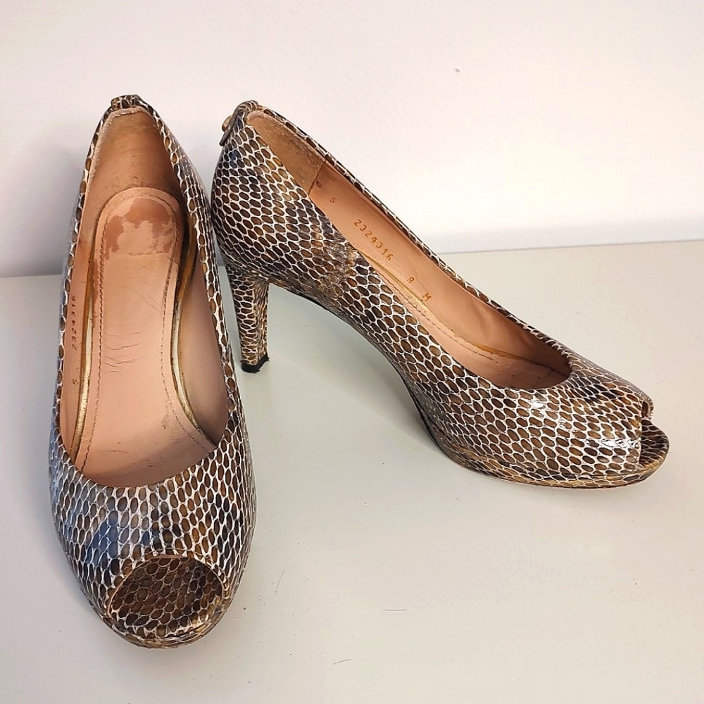 Stuart Weitzman Plainfield Python Snake Print Pee… - image 2